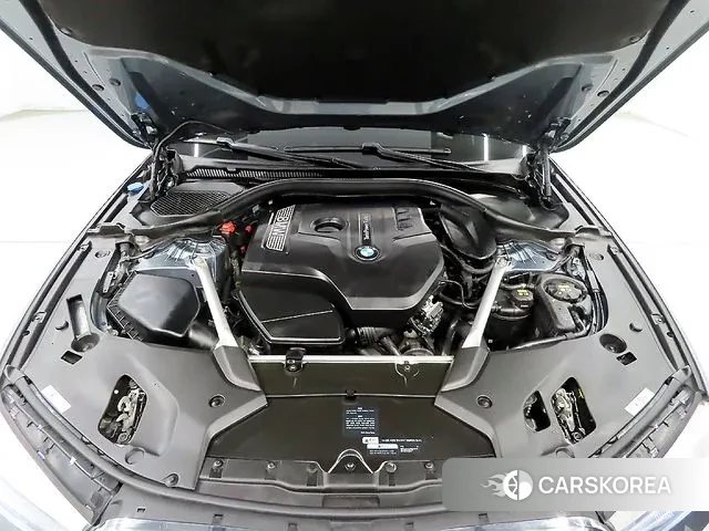 BMW 5 Series (G30) id 3713711 из Кореи 16