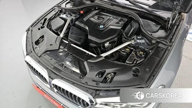 BMW 5 Series (G30) id 3330737 из Кореи 16