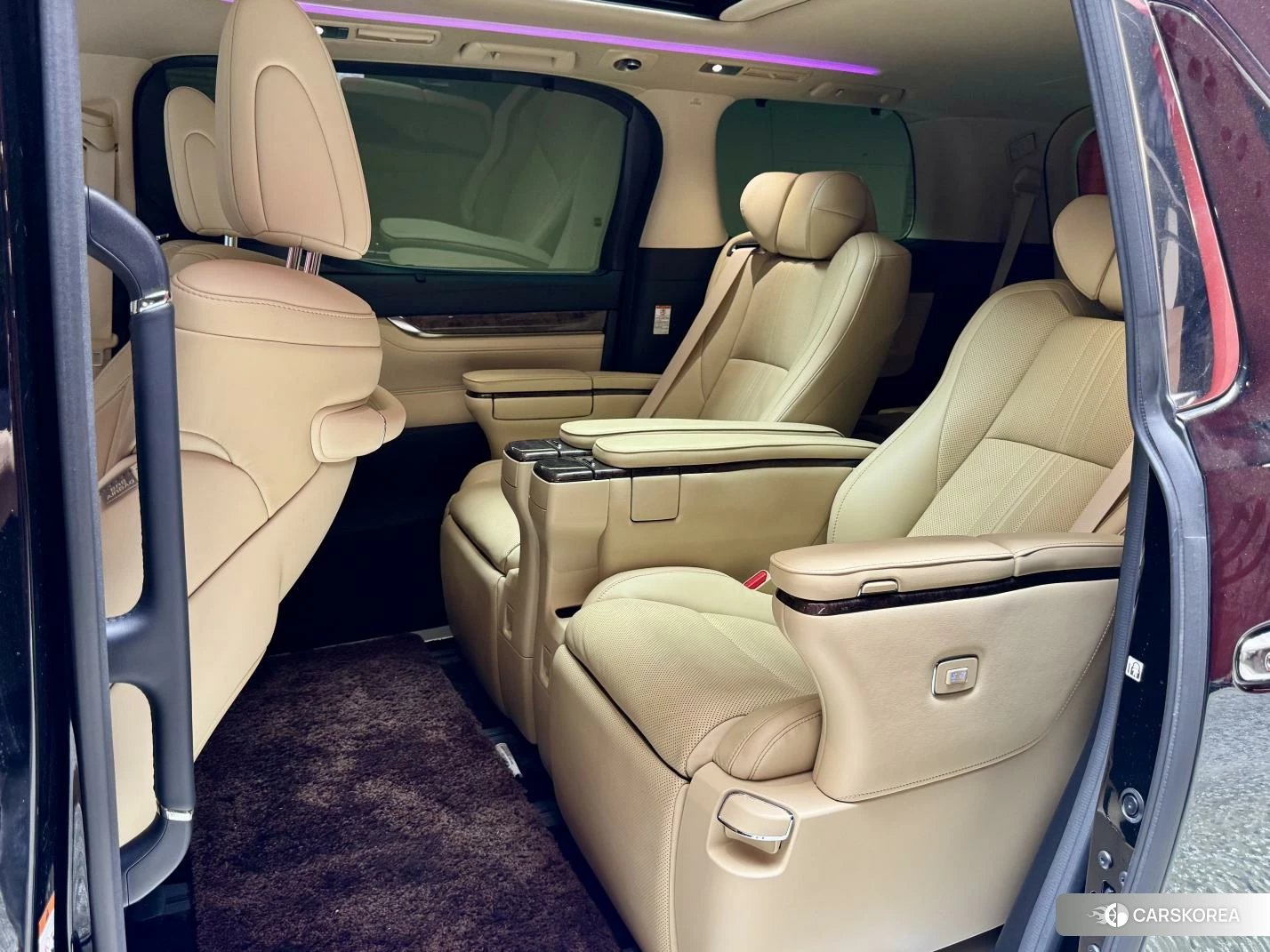 Toyota Elfa id 4479799 из Китая 11