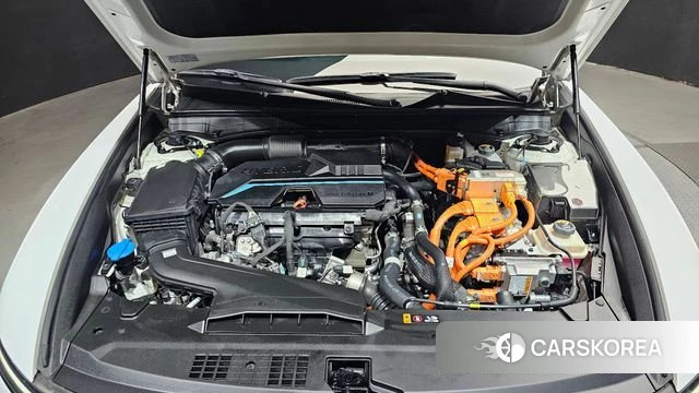 Hyundai Grandeur Hybrid (GN7) id 4630819 из Кореи 30