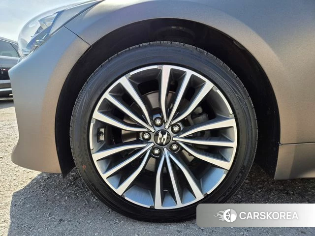 Kia Stinger id 4196839 из Кореи 16