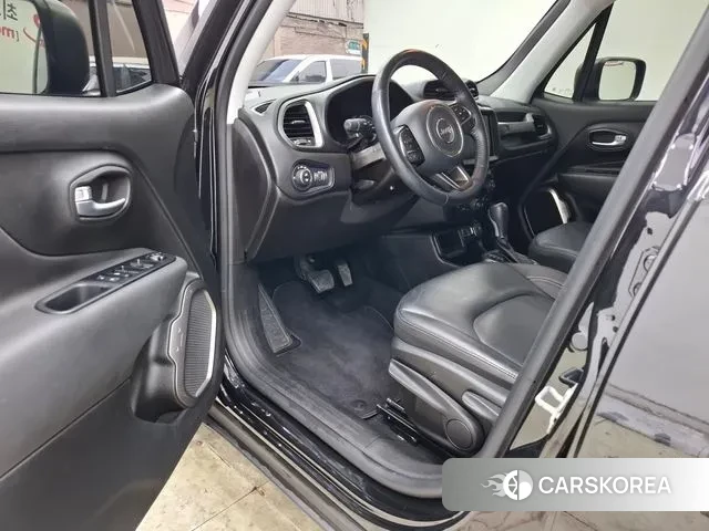 Jeep Renegade id 3621747 из Кореи 16