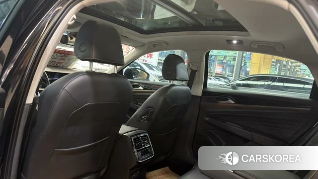 Volkswagen Passat 2021 Черный из Китая, фото 6