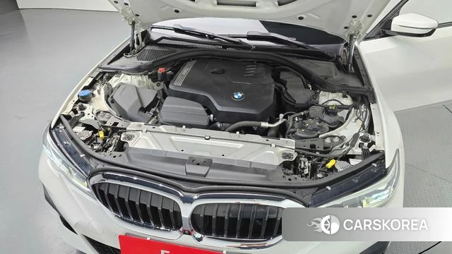 BMW 3 Series (G20) id 4619337 из Кореи 27
