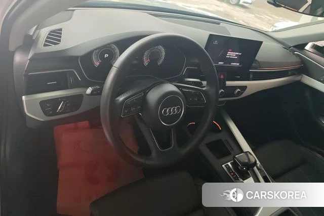 Audi A4L id 4328619 из Китая 13