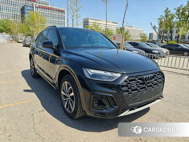 Audi Q5L id 3920685 из Китая 20