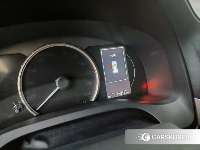 Lexus CT id 4262010 из Китая 13