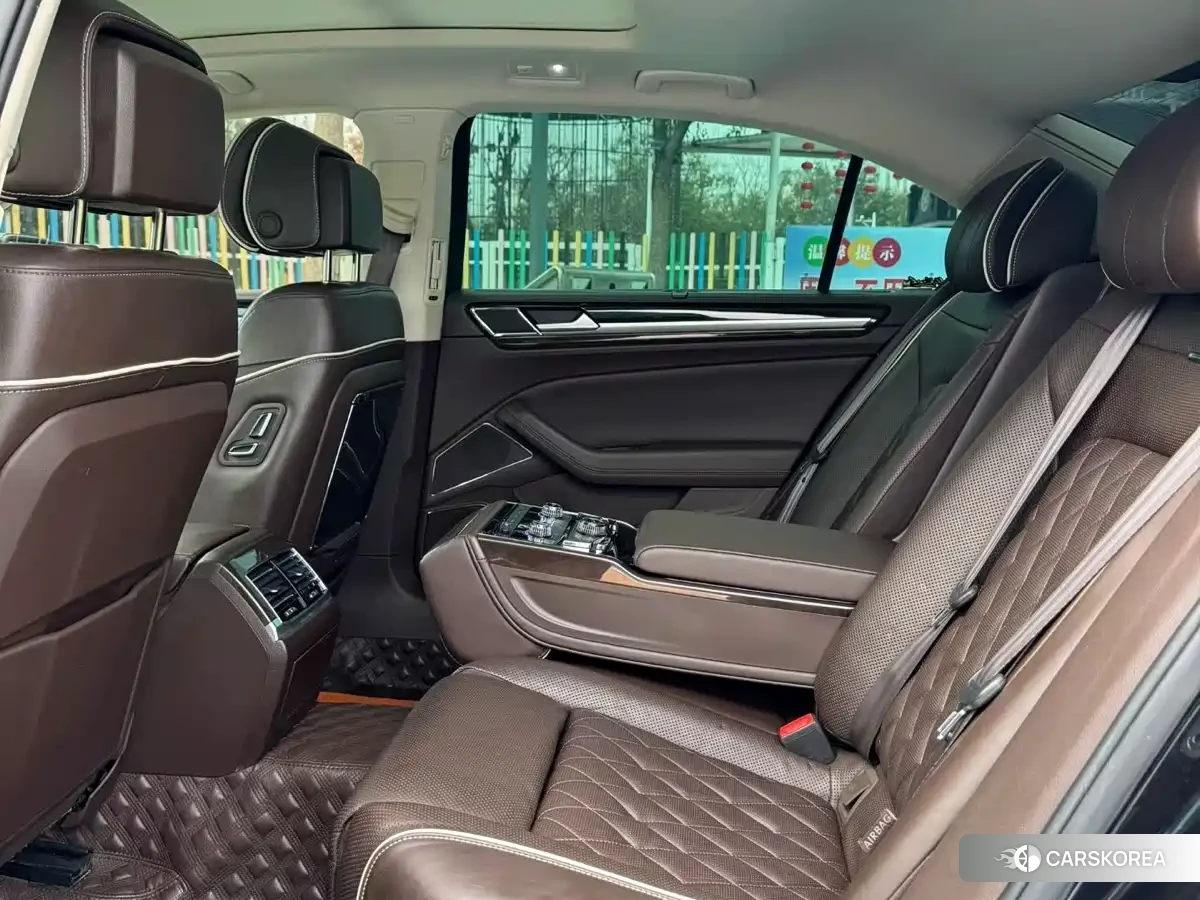 Volkswagen Phideon 2019 Черный из Китая, фото 6