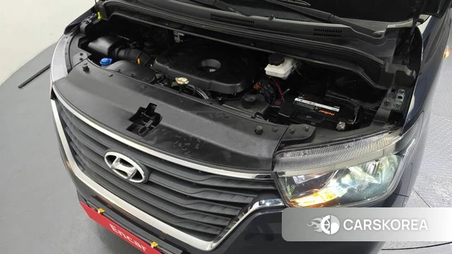 Hyundai The New Grand Starex id 4188501 из Кореи 26