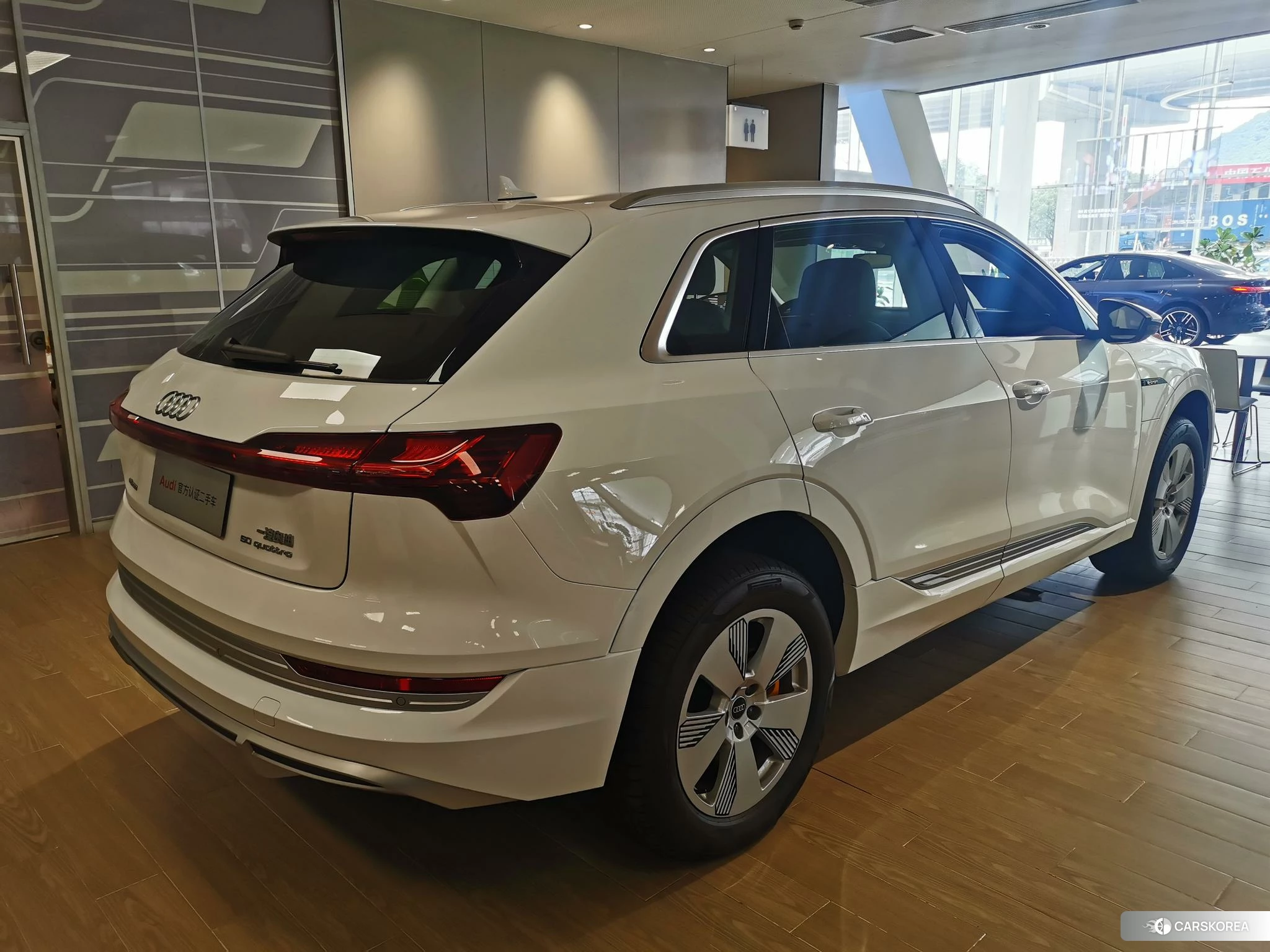 Audi e-tron id 4498863 из Китая 9