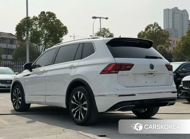 Volkswagen Tiguan L 2021 Белый из Китая, фото 6