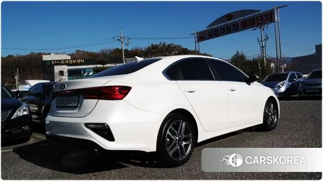 Kia Come New K3 id 3570771 из Кореи 16