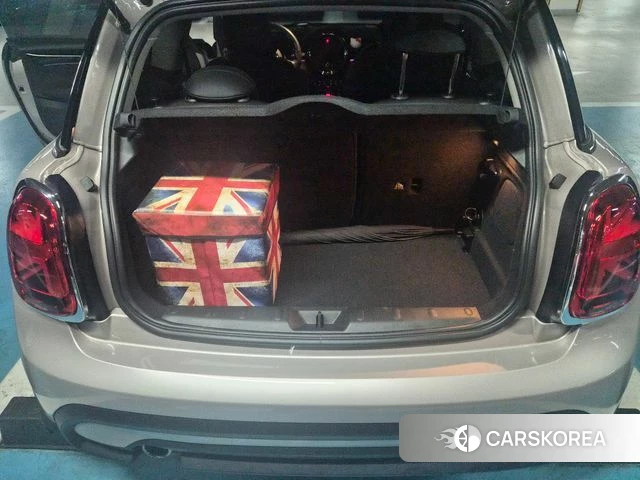 Mini Cooper 2023 Жемчужный двухцветный из Кореи, фото 6