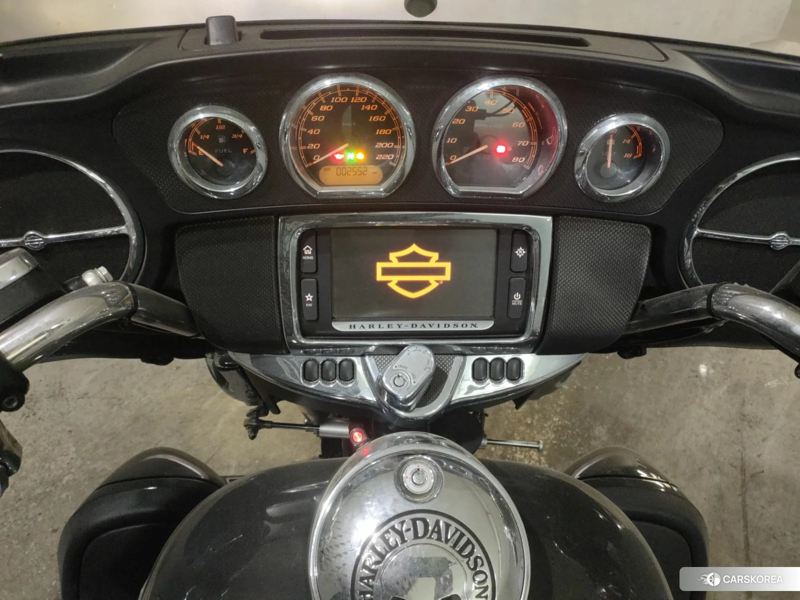 Harley-Davidson Electra Glide FLHTCUTG1750 id 3939585 из Японии 6