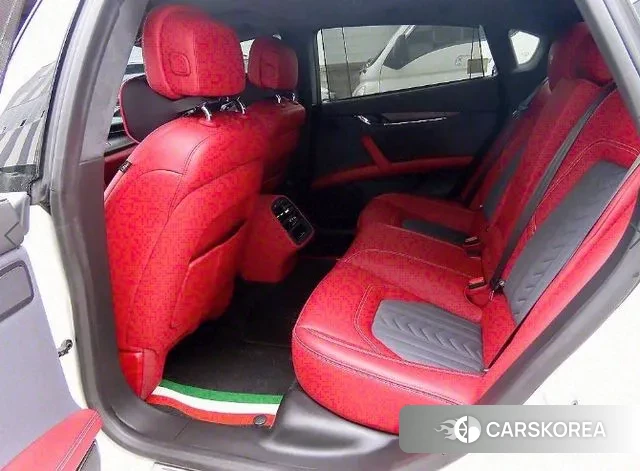 Maserati Quattroporte id 3366998 из Кореи 16