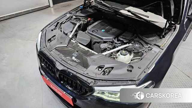 BMW 5 Series (G30) id 3795306 из Кореи 16