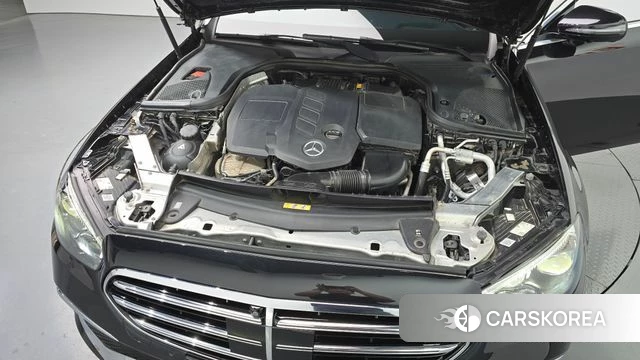 Mercedes-Benz E-Class W213 id 4646682 из Кореи 26