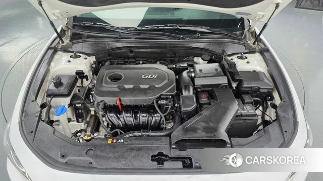 Hyundai Grandeur IG id 4718100 из Кореи 35