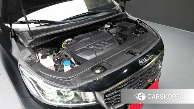Kia The New Carnival id 4483286 из Кореи 16