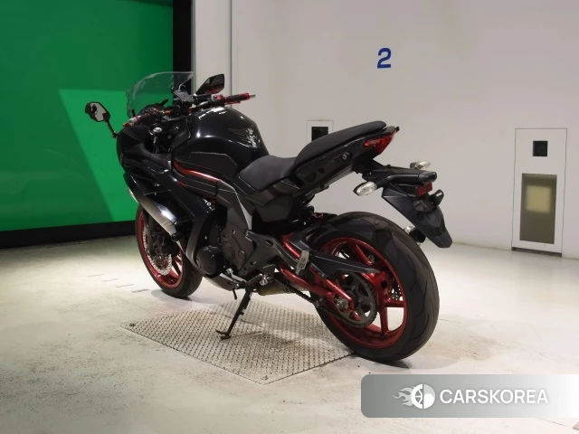 Kawasaki NINJA 400R id 4334477 из Японии 6