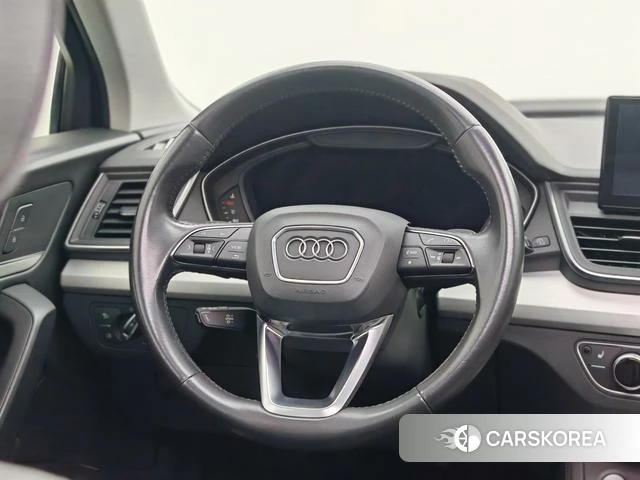 Audi Q5L id 4291255 из Китая 28