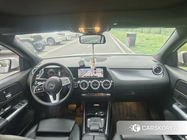 Mercedes-Benz GLA 2022 Белый из Китая, фото 6