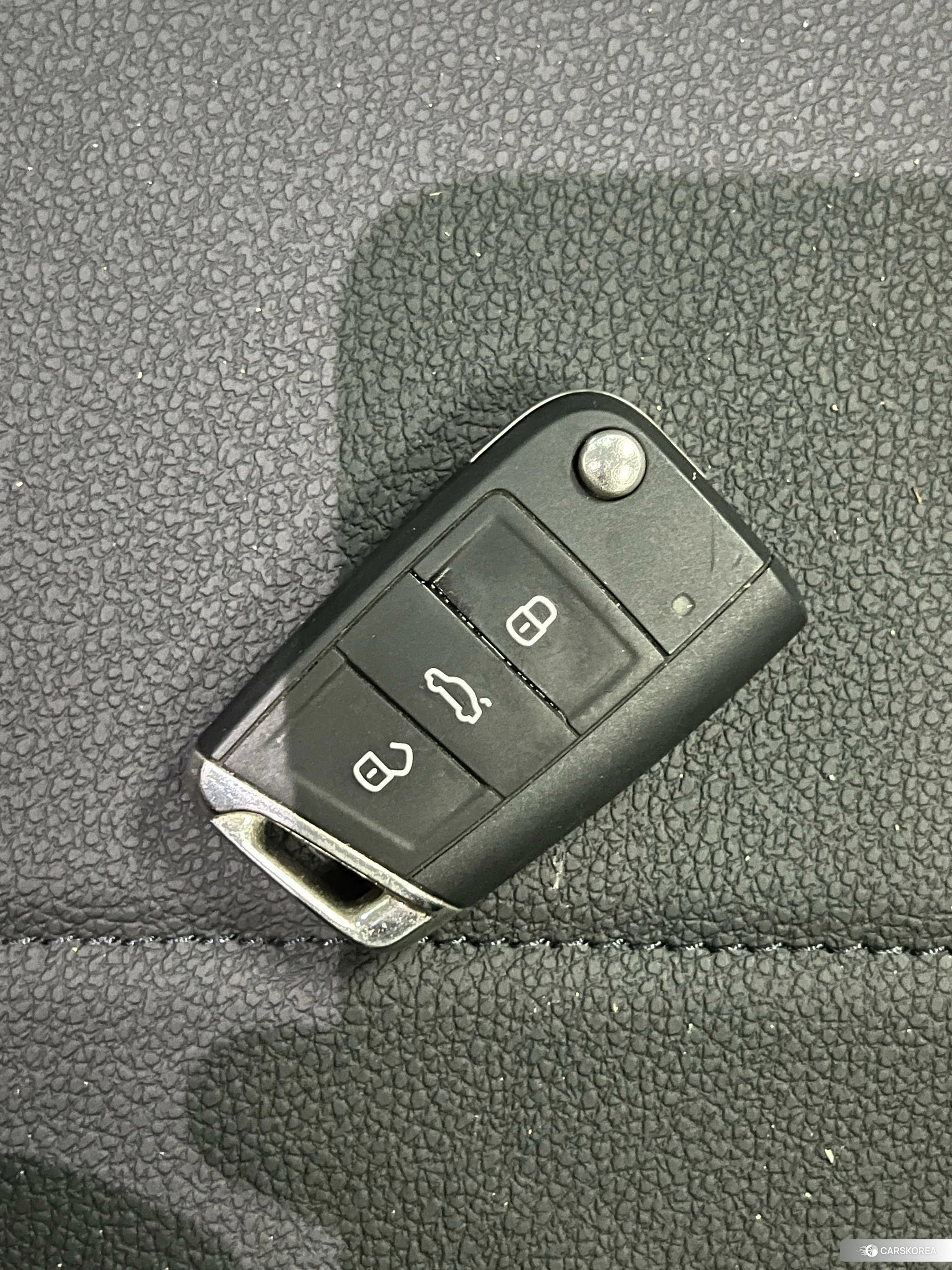 Volkswagen Bora id 4426507 из Китая 16