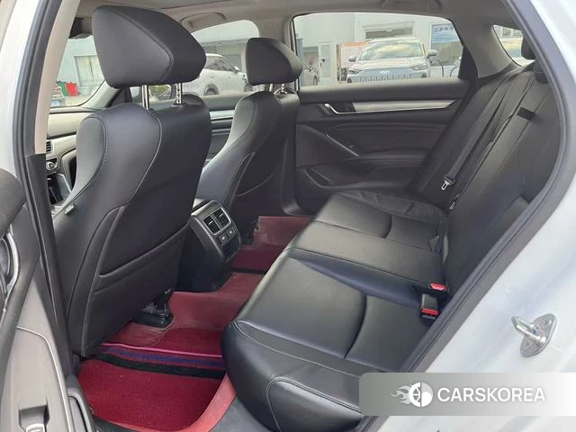Honda Accord id 4264491 из Китая 11