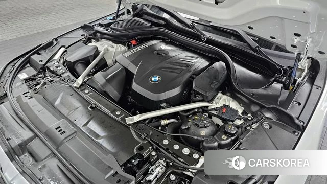 BMW 5 Series (G60) id 4280754 из Кореи 30