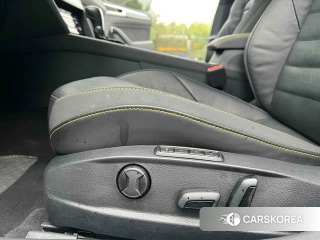 Volkswagen CC id 4276372 из Китая 24
