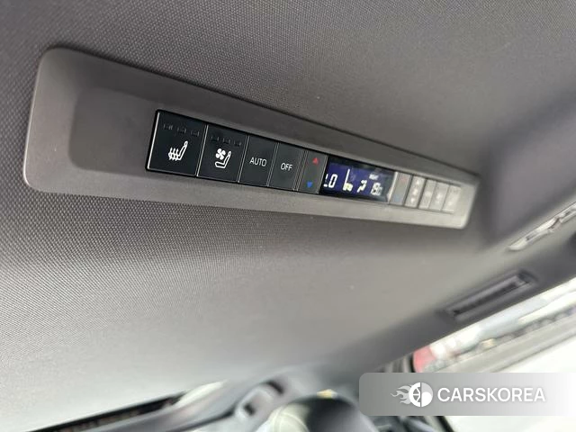 Toyota Saina id 4272897 из Китая 19