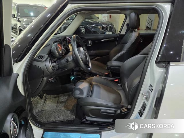 Mini Cooper S id 4250902 из Кореи 16
