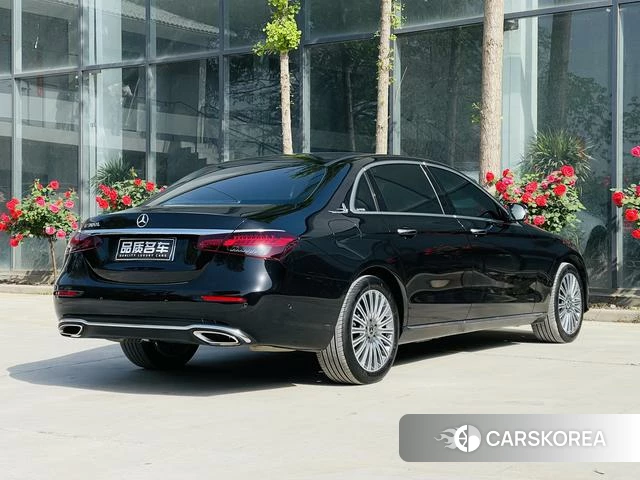 Mercedes-Benz E-class id 4210486 из Китая 16