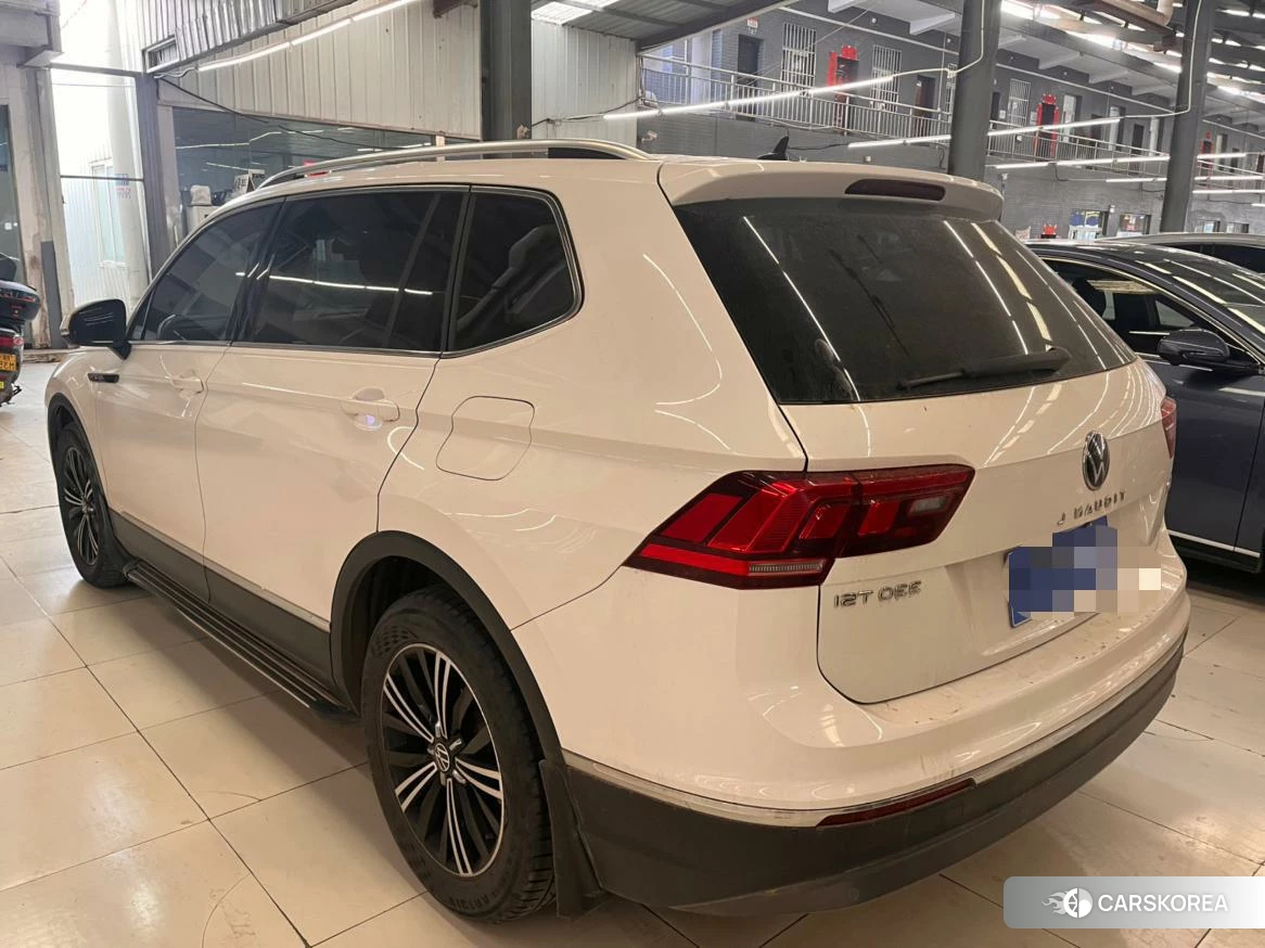 Volkswagen Tiguan L id 4485346 из Китая 11
