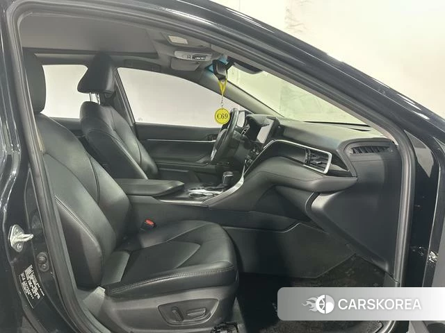 Toyota Camry 2022 Черный из Китая, фото 6