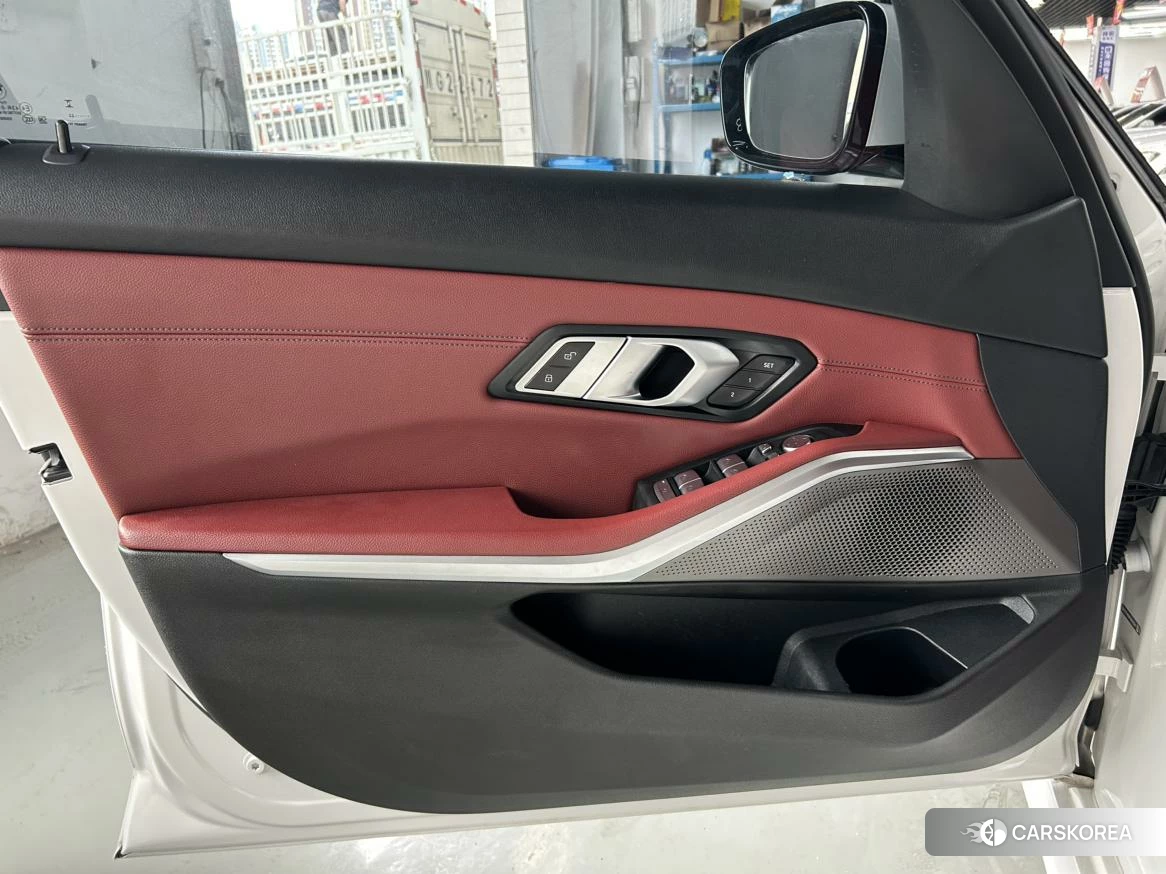 BMW 3 series id 4405904 из Китая 18