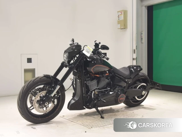 Harley-Davidson Softail FXDRS1870 114 2019 из Японии, фото 2