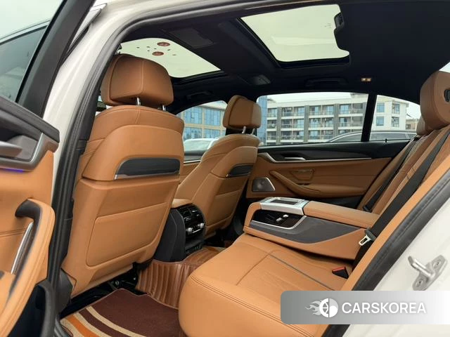 BMW 5 series 2022 Белый из Китая, фото 6