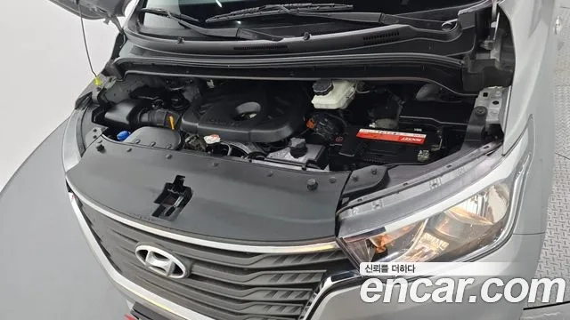 Hyundai The New Grand Starex id 2860410 из Кореи 16