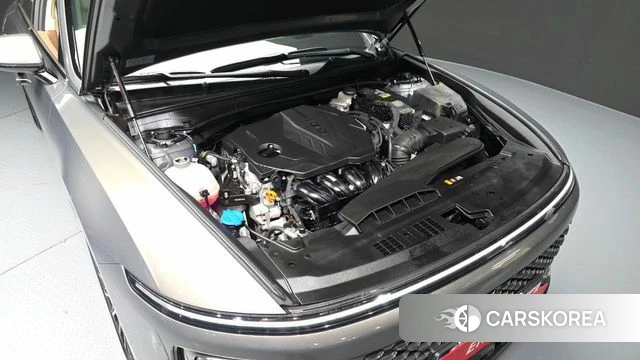 Hyundai Grandeur (GN7) id 3940535 из Кореи 16