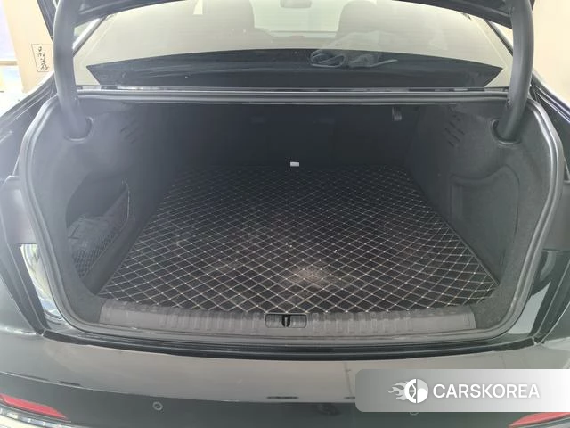 Audi A6L id 4300026 из Китая 12