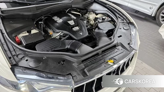 Maserati Levante id 3254035 из Кореи 16