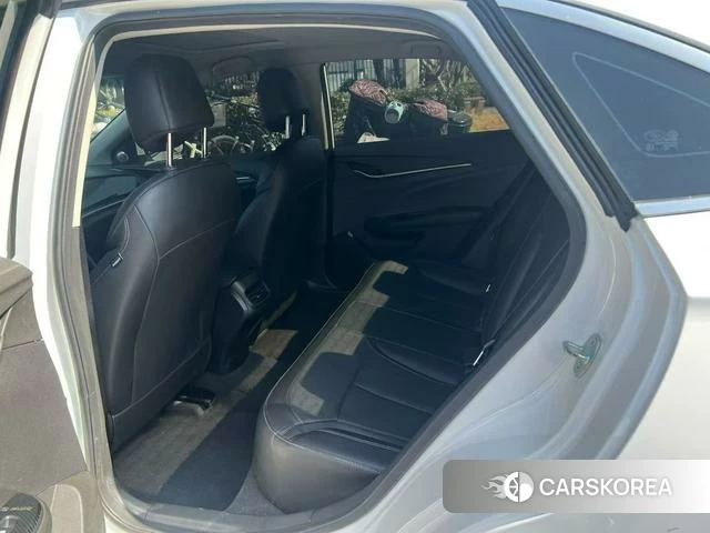 Buick Yinglang 2023 Белый из Китая, фото 6