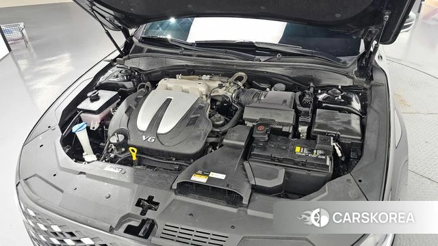 Hyundai The New Grandeur IG id 4603709 из Кореи 30