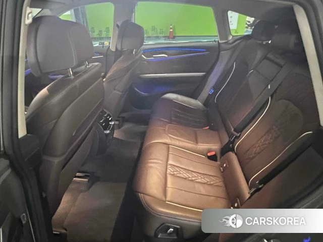 BMW 6 Series GT (G32) 2022 Серебристо-серый из Кореи, фото 6