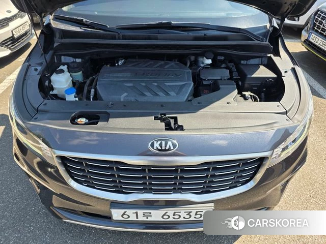 Kia The New Carnival id 4732873 из Кореи 13