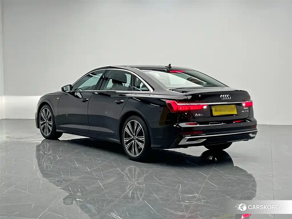 Audi A6L id 4559754 из Китая 20