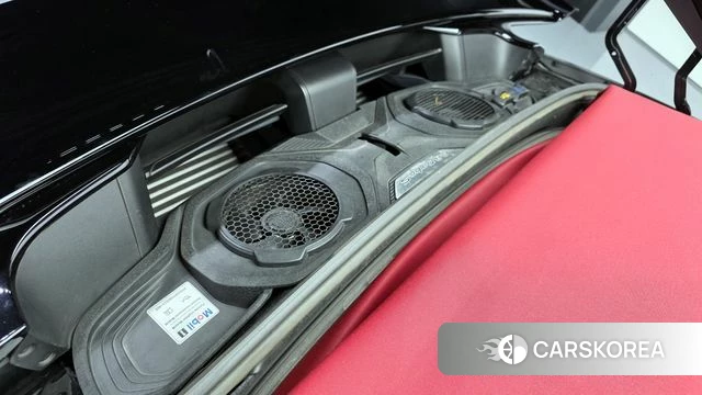 Porsche 911(992) id 3866381 из Кореи 16