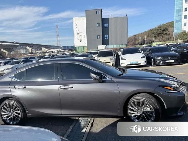 Lexus ES300h 7th generation id 3560145 из Кореи 7