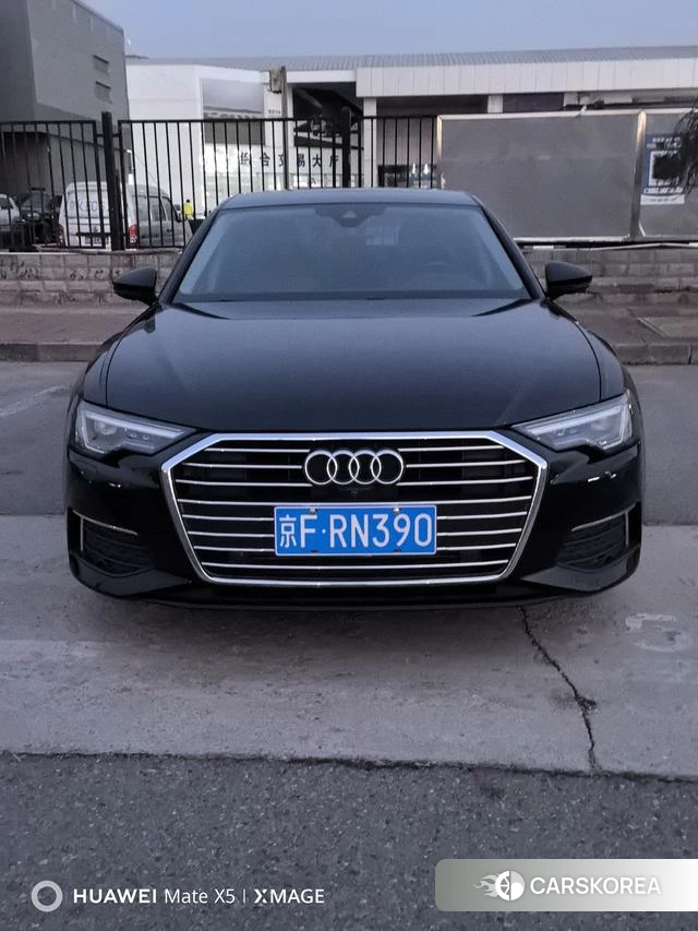 Audi A6L id 3890453 из Китая 8